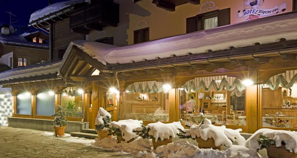 Albergo Alpenrose Livigno Exterior photo