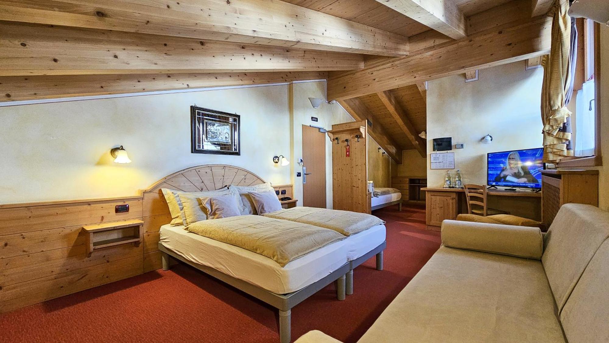 Albergo Alpenrose Livigno Exterior photo